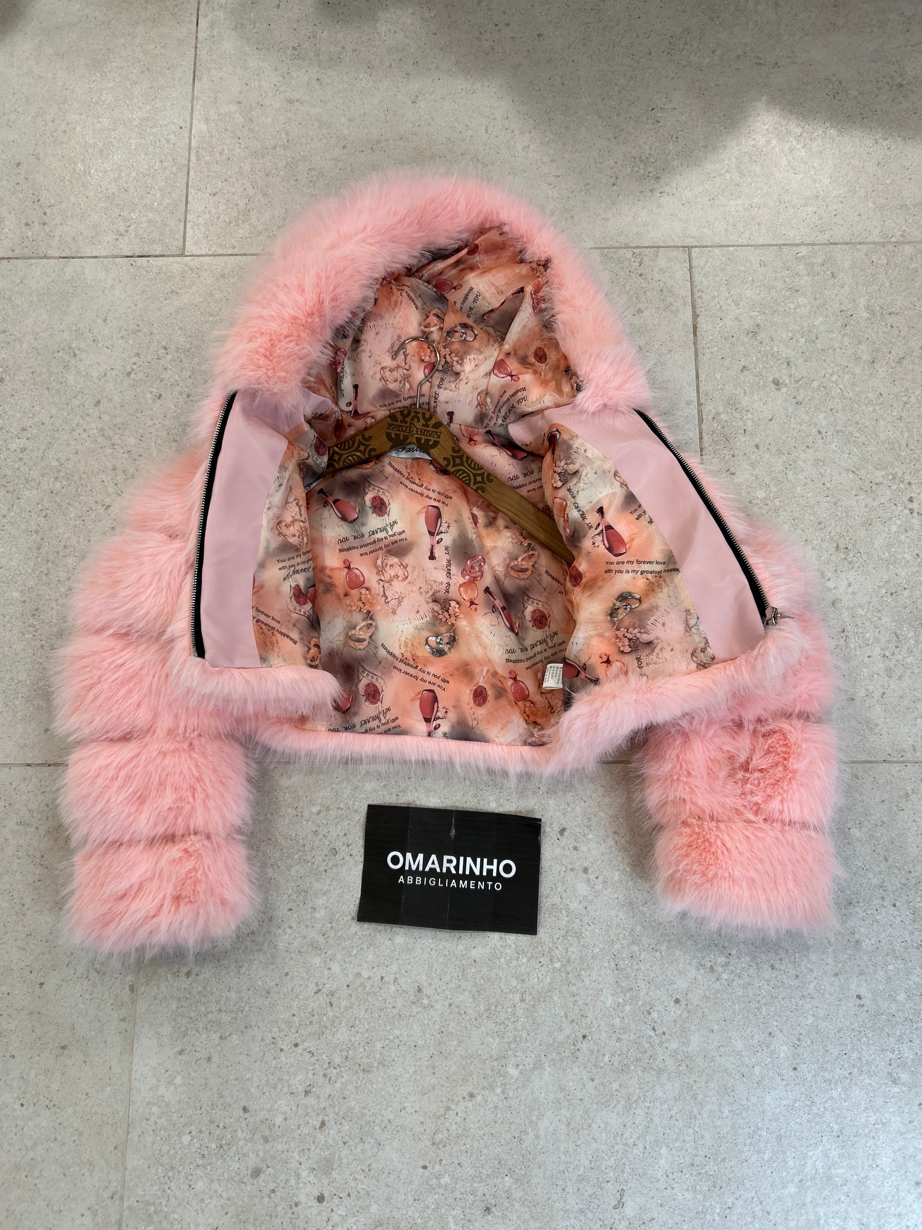 LUXURY FUR - Giacca Pelliccia Eco con Cappuccio Rosa Cropped