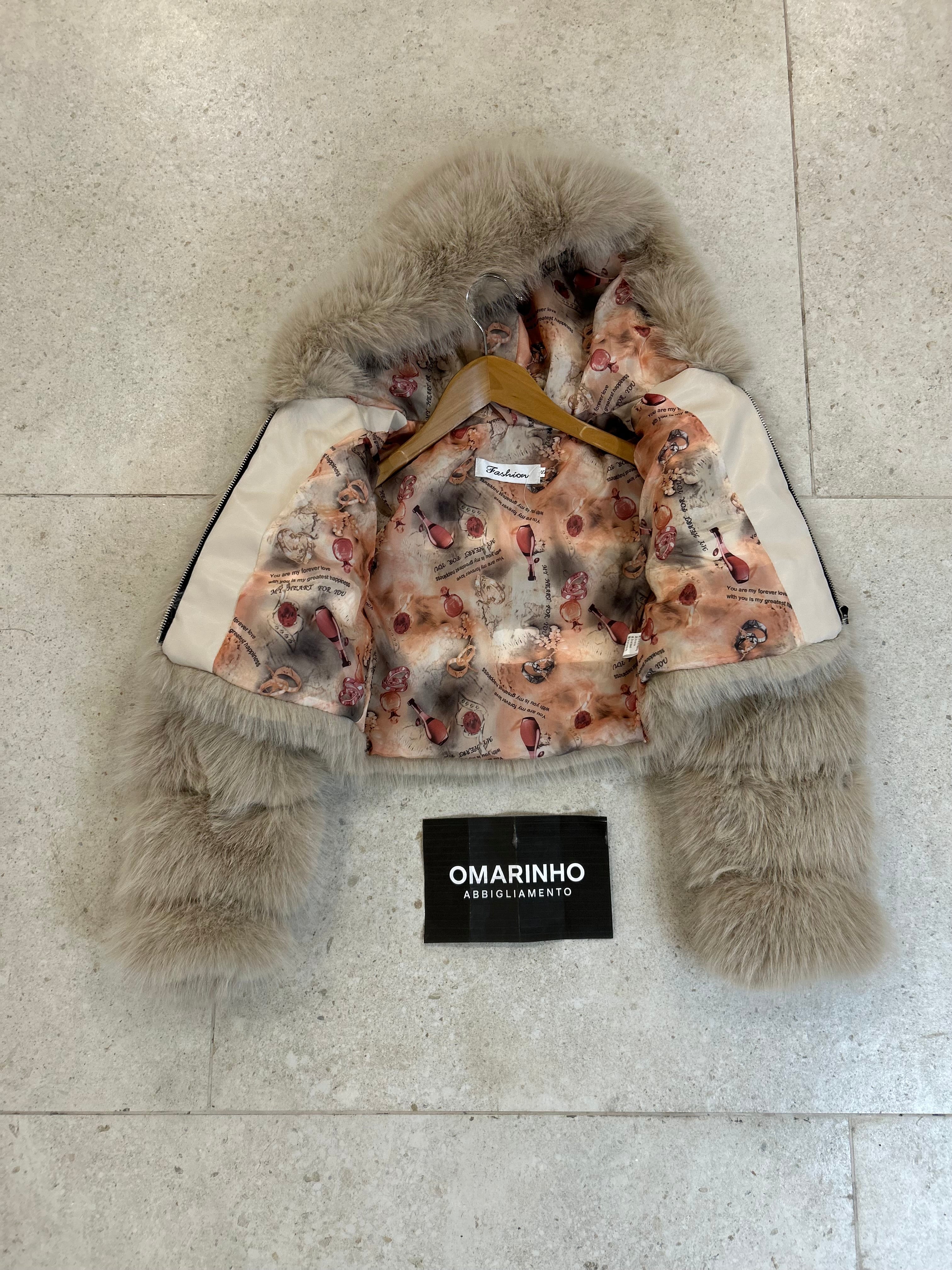 LUXURY FUR - Giacca Pelliccia Eco con Cappuccio Beige Cropped